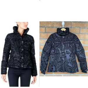 Desigual Medianoche Flocked Velvet NWT,
Puffer Jacket size small